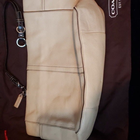 Coach Leather Tan Tote Purse Bag - Picture 2 of 12